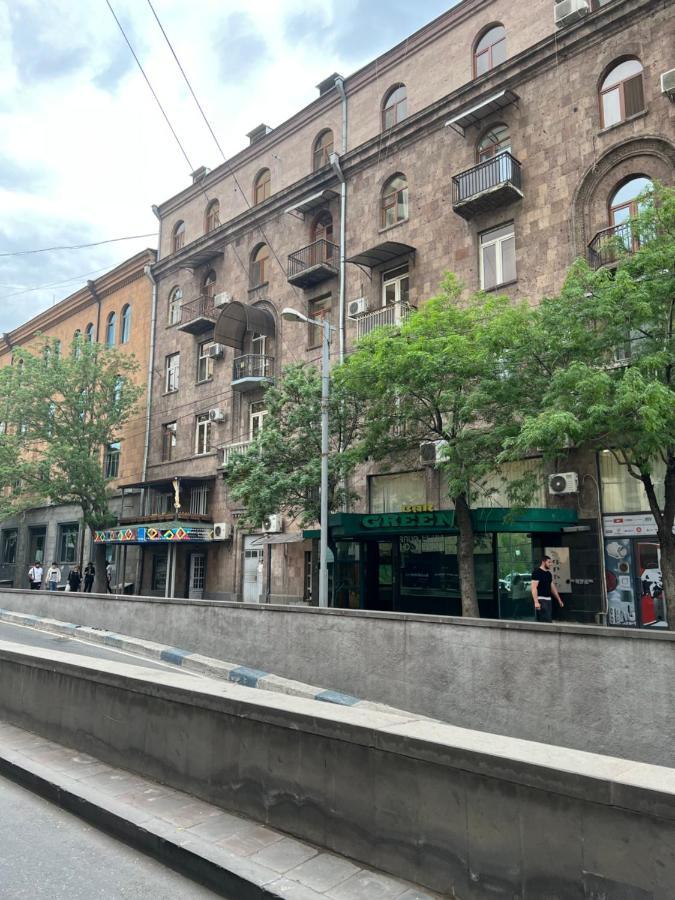 Guest House Green Γιερεβάν Εξωτερικό φωτογραφία
